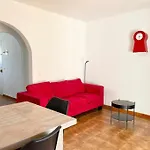 Apartamento A Primera Linea En Roses